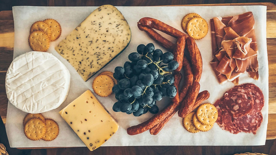 Smoked meats and cheese make an excellent pairing with bourbon